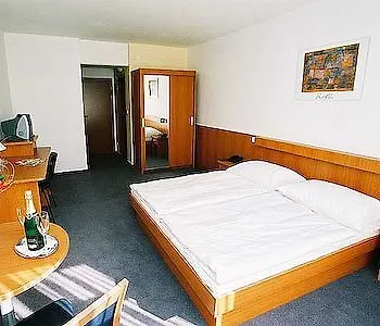 Hotel Inos Prague